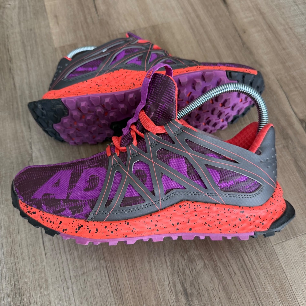 Adidas Vigor Bounce Trail Running Shoes Womens 7 Purple Red BW0397 Sneakers